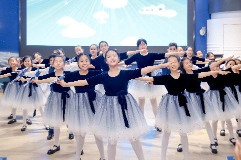 北京航空航天大学附属小学：重构校园全时空育人场景(图1)
