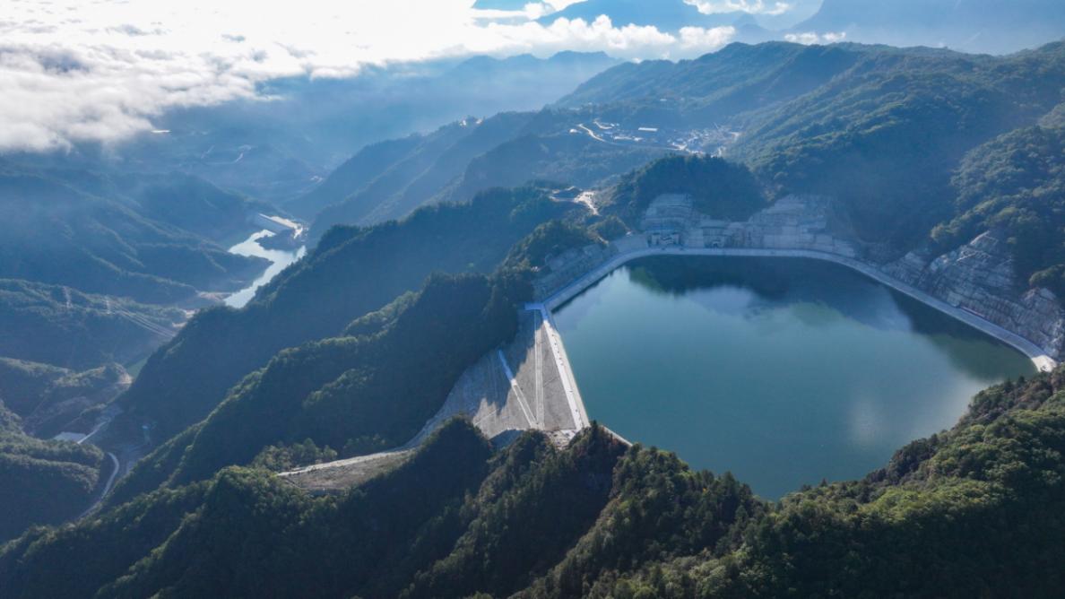 活力中国调研行·万千气象看陕西丨速度精度智慧：触摸三秦大地的创新脉搏(图1)